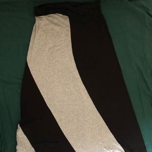 Long maxi skirt (Never worn)